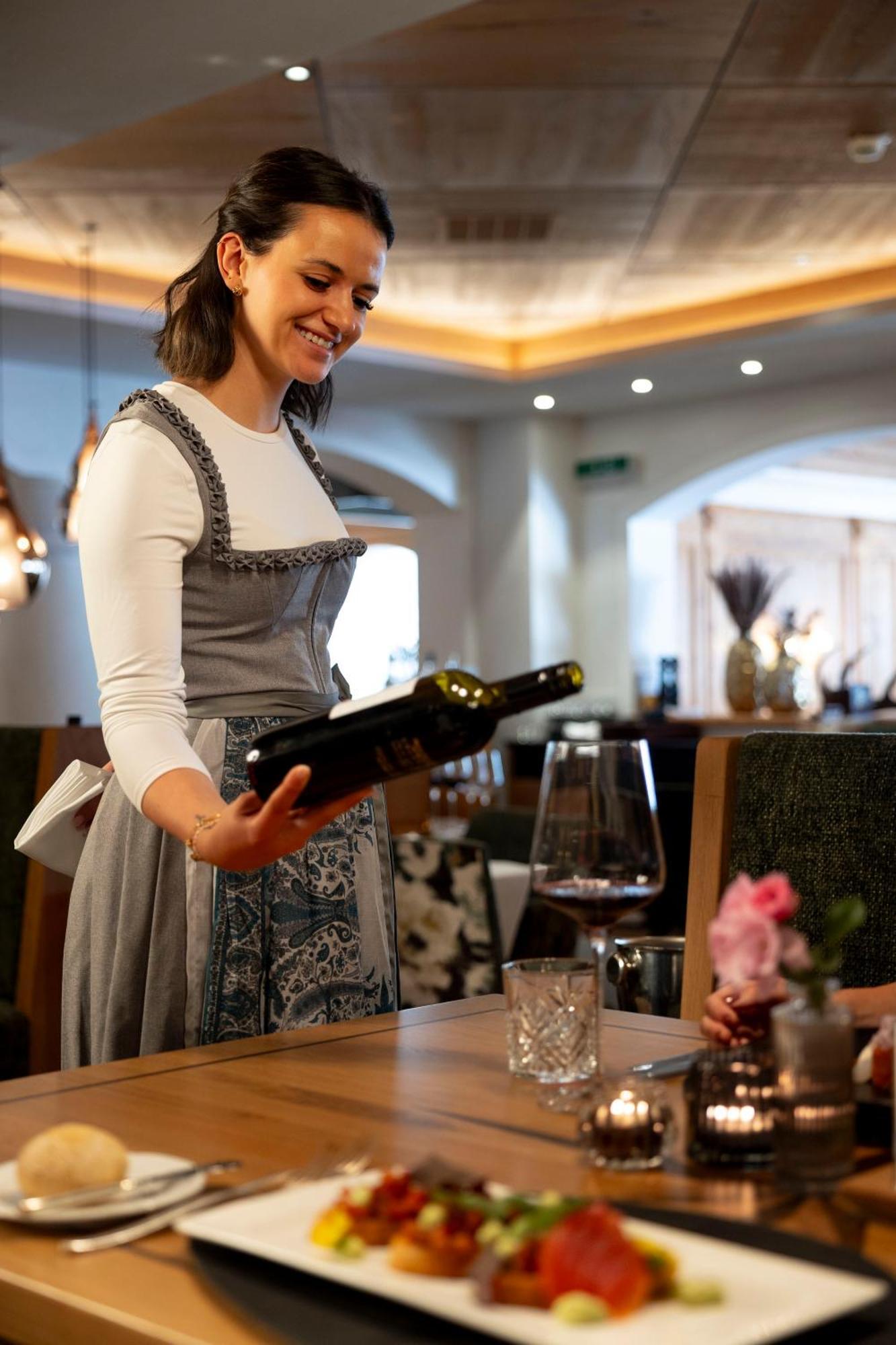 Hotel Sonne Ischgl Kültér fotó
